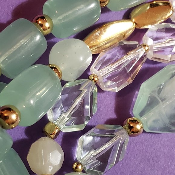 Four-strand seafoam green necklace/earrings - Picture 4 of 9